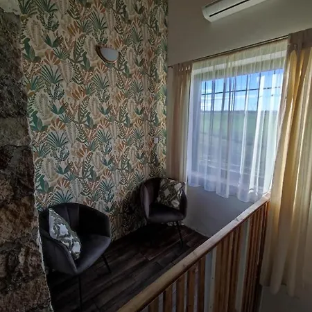 Alsoveto Apartment