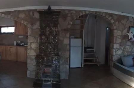 Alsoveto Apartment