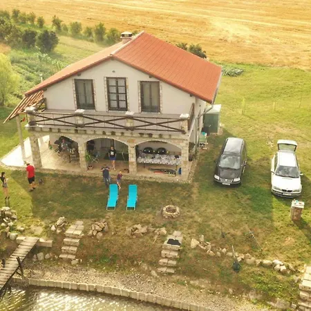 Alsoveto Apartment